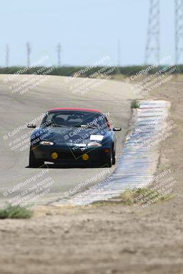 media/Jul-26-2025-Speed Ventures (Sat) [[fe569e6cf0]]/Yellow Group/Outside Grapevine/